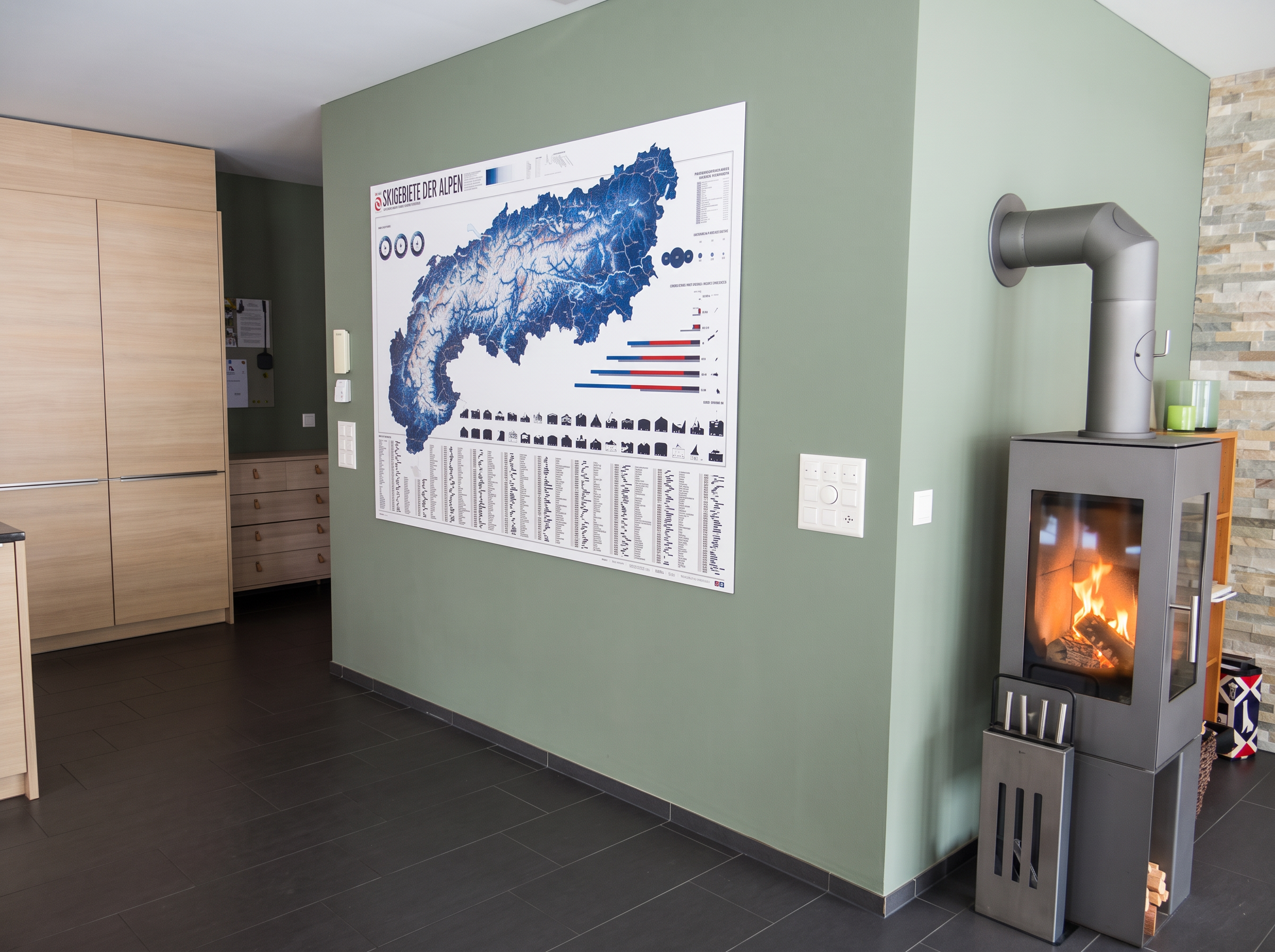 Living room with fireplace